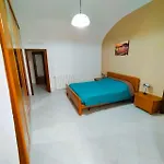 Autentica شقة *